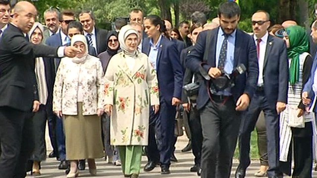 Cumhurbaşkanı Recep Tayyip Erdoğan'ın eşi Emine Erdoğan TBMM'deki 'Sıfır atık' projesini inceledi