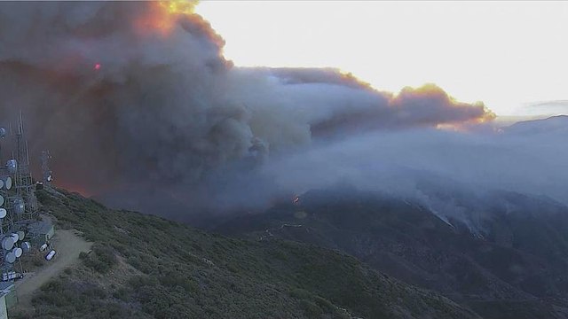 ТАЙМЛАПС: лесные пожары в Калифорнии