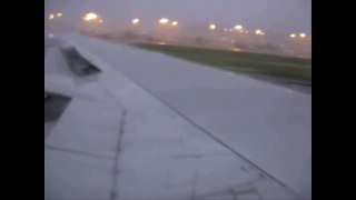 Decolagem perigosa no 767 na tempestade severa !!