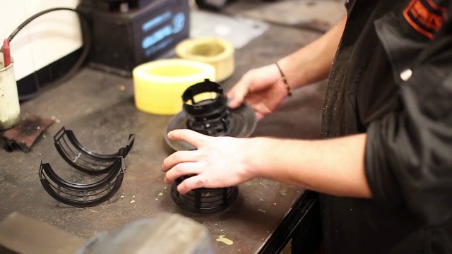 Burton 2CV Parts - Changing airfilter