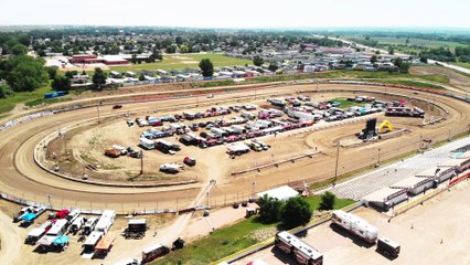 Man In A Van With A Plan Races The Black Hills Half-Mile