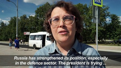 US sanctions on Russia cause ruble to plunge