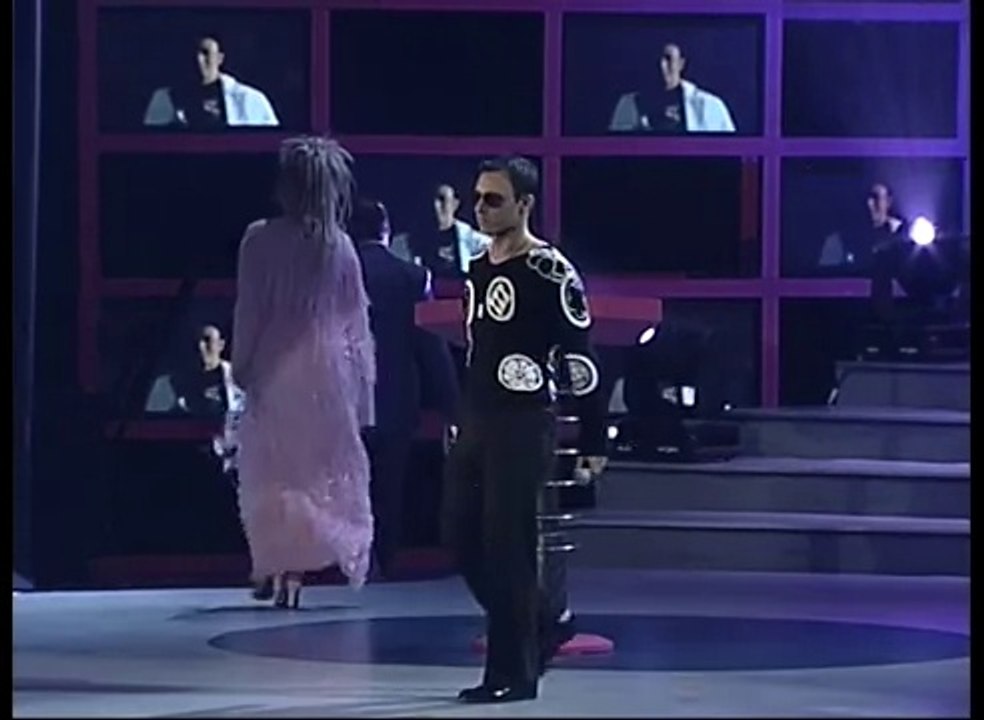 2002 Kral Türkiye Müzik Ödülleri - Mustafa Sandal "Pazara Kadar"