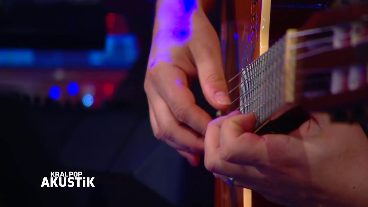 Kral POP Akustik - Mustafa Ceceli - Aşkım Benim