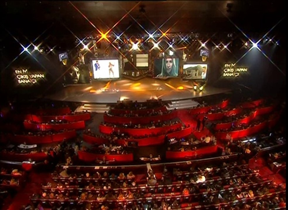 En İyi Çıkış Yapan Sanatçı - 2011 Kral Müzik Ödülleri