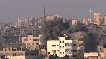 İsrail'den Gazze'ye Hava Saldırısı (2)