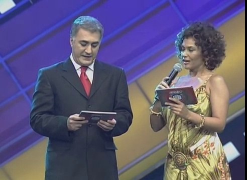 2004 Kral Türkiye Müzik Ödülleri - En Çok Satan Albüm