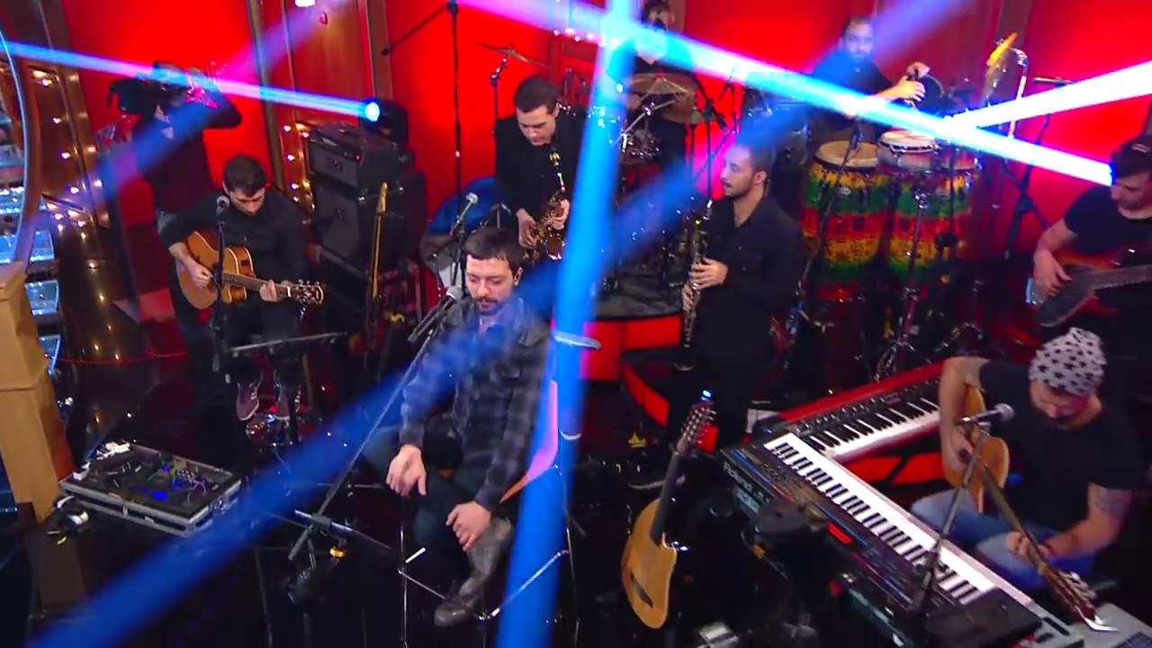 Kral Pop Akustik - Mehmet Erdem - Bir Elmanın Yarısı