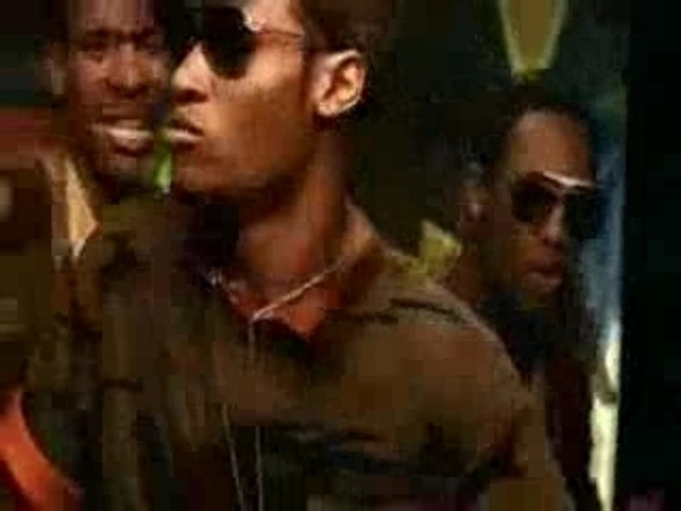 J-Status Feat Rihanna - Roll It [DVD]