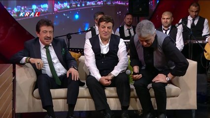 Ahmet Selçuk İlkan Ft. Cengiz Kurtoğlu - Seninle Aşkımız Eski Bir Roman (Mehmet'in Gezegeni)