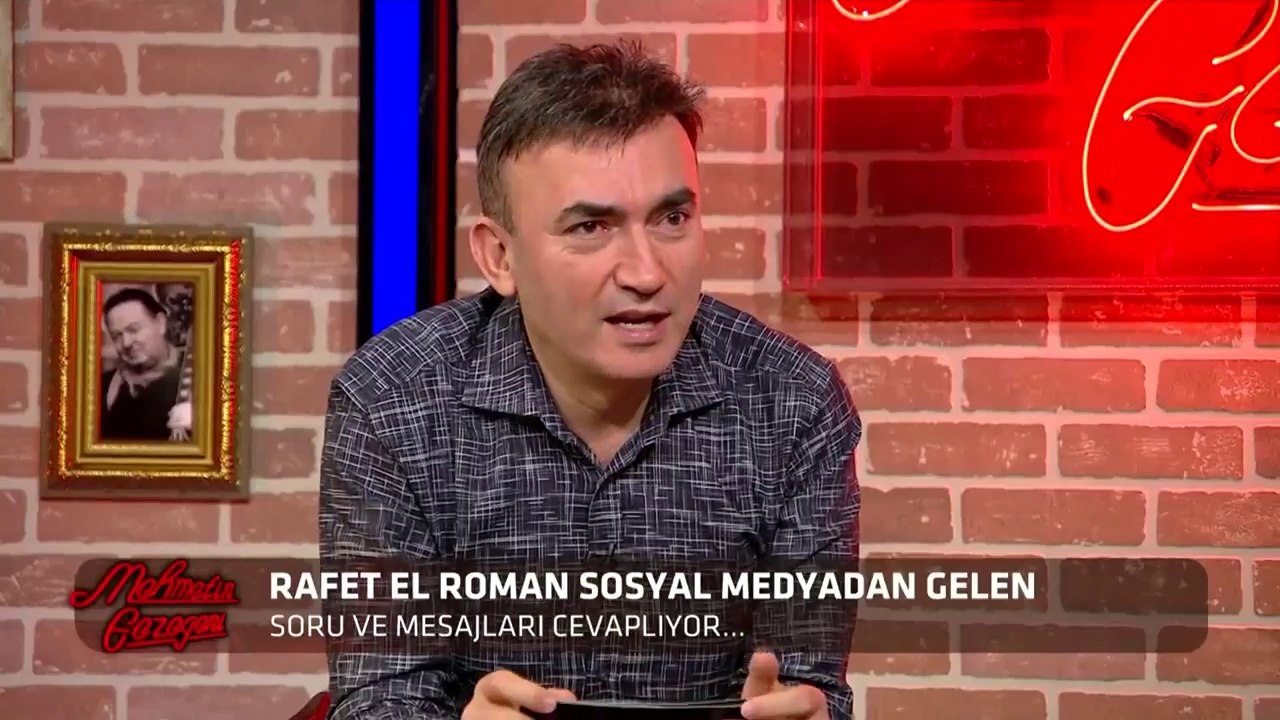 Rafet El Roman - El Roman Soyadının Hikayesi