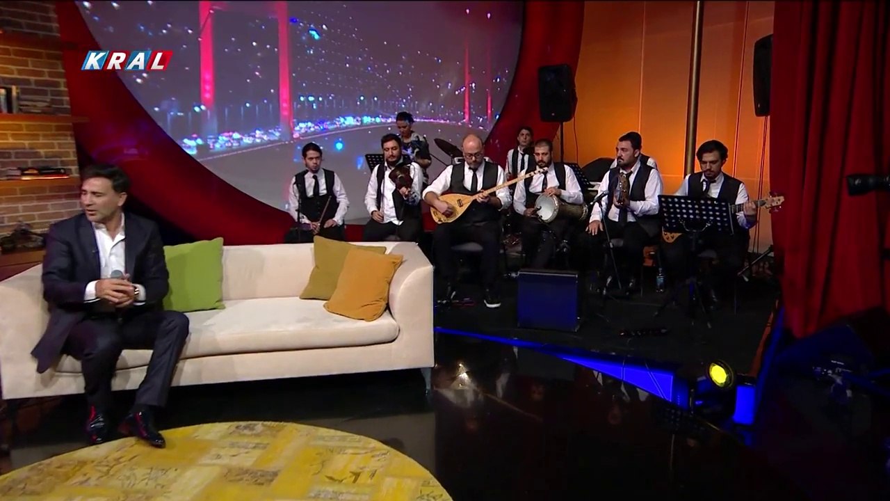 İzzet Yıldızhan - Güldür Yüzümü (Mehmet'in Gezegeni)