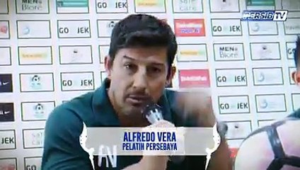"Pertandingan juga sangat penting, pastinya, baik untuk Persebaya maupun untuk PERSIB. Tapi untuk atmosfer besok, saya pikir akan sangat bagus. Itu sangat bagus