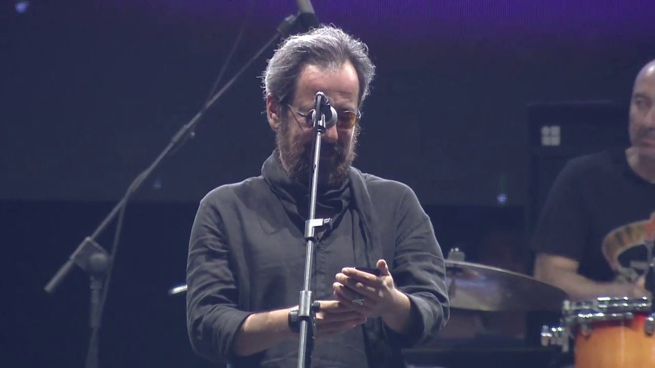 Feridun Düzağaç - Düşler Sokağı (Çukurova Rock Fest)