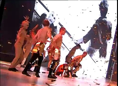 Ajda Pekkan - Yakar Geçerim - 2011 Kral Müzik Ödülleri