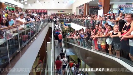 Aleyna Tilki Edirne'de Bir AVM'de Sahneye Çıktı