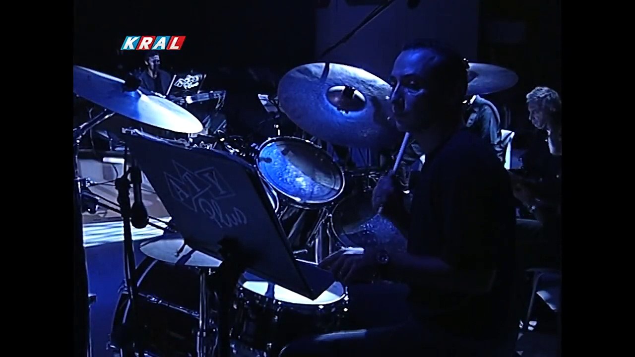 Hayatın İçinden - Fahir Atakoğlu