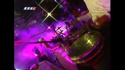 Bu Kız Beni Görmeli - Mustafa Sandal