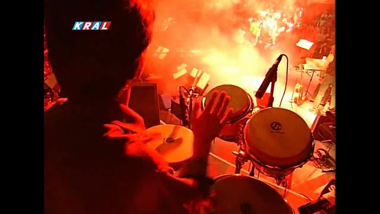 Hani Dünya Tatlısı - Zerrin Özer