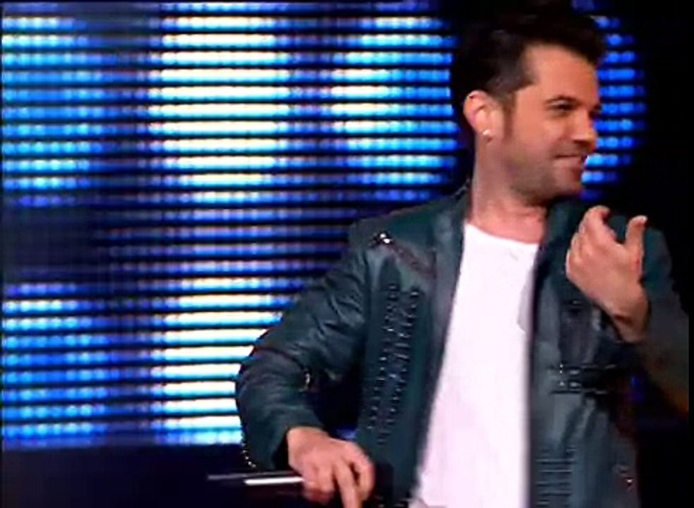 Ozan Doğulu feat. Kenan Doğulu - Bunlar da Geçer - 2011 Kral Müzik Ödülleri