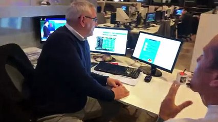 Emrah Kayalıoğlu ile Emek Ege sizler için canlı yayında Sosyal Lig’i değerlendiriyor