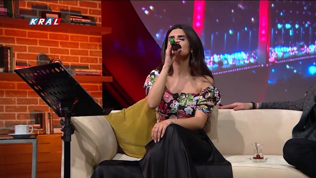 Orhan Ölmez ft. Canan Çal - Şad Olup Gülmedim & Neredesin Sen | Mehmet'in Gezegeni