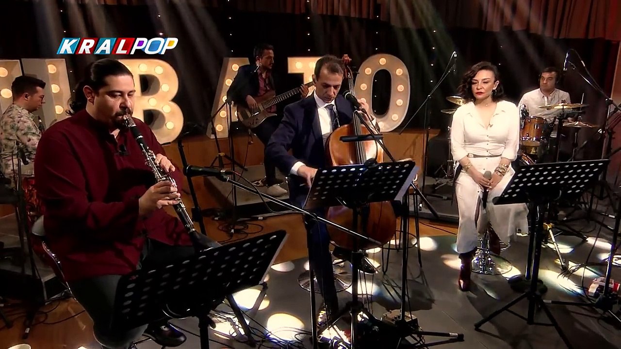 Geliver Yanıma Güldür Yüzümü - Rubato & Fatma Turgut