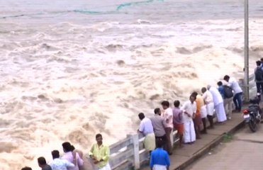 Download Video: Kerala Flood News II 2 houses destroyed in landslide in Kerala’s Kannur,Palakkad