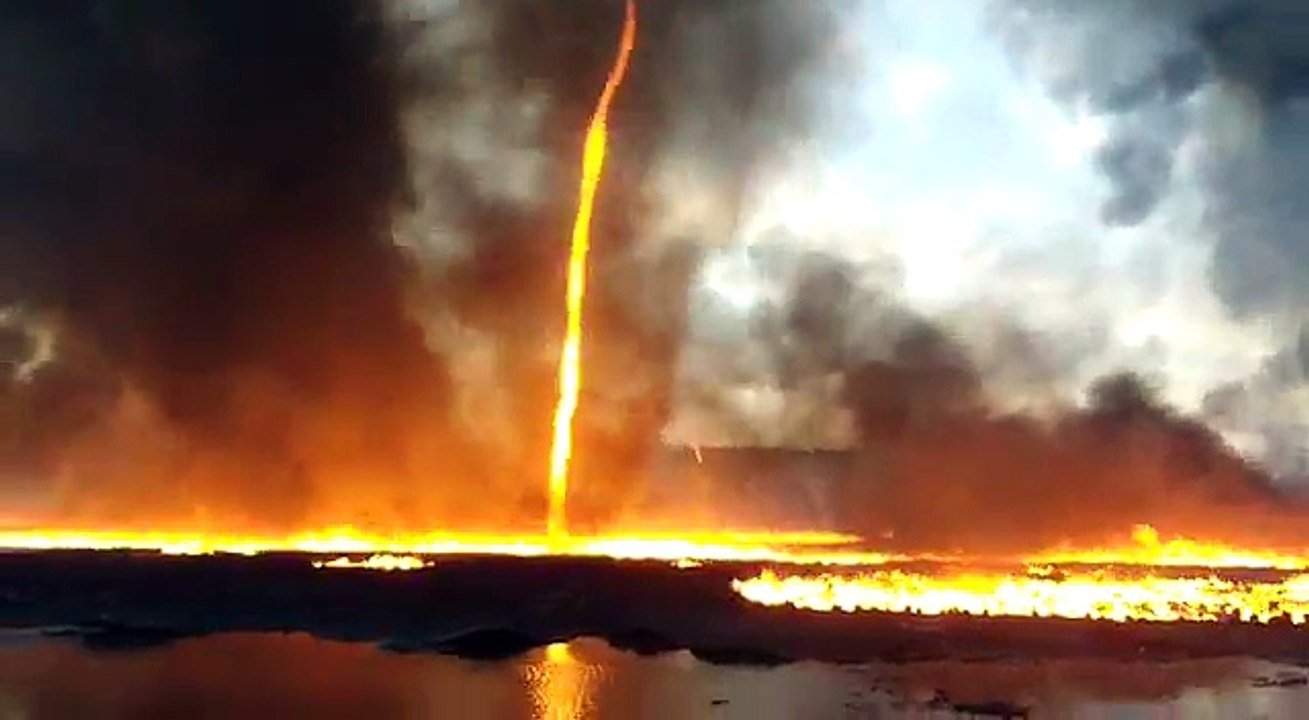 Firenado, el fenómeno de fuego de Swadlincote