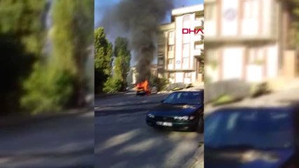 İstanbul Park Halindeki Araç Alev Topuna Döndü