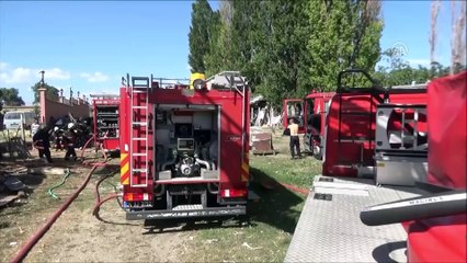 Silivri'de barakada çıkan yangın söndürüldü - İSTANBUL