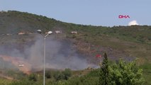 İstanbul Tuzla Piyade Okulu'nun İçindeki Ağaçlık Alanda Yangın