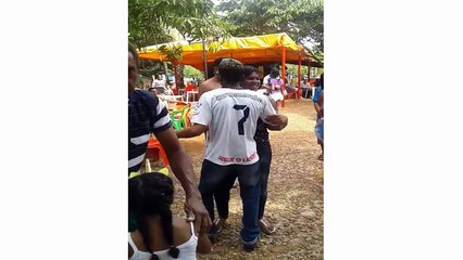 ELA NÃO LARGA EU   FERNANDO PISADINHA