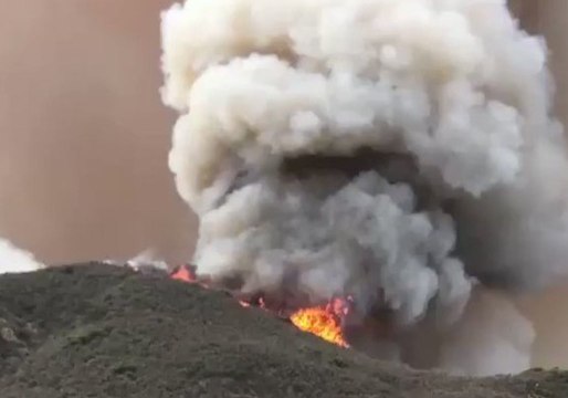 Planes Drop Retardant Onto California's Holy Fire as it Grows to More Than 10,000 Acres