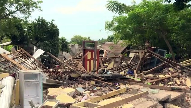 Lombok: les déplacés vivent dans des abris temporaires