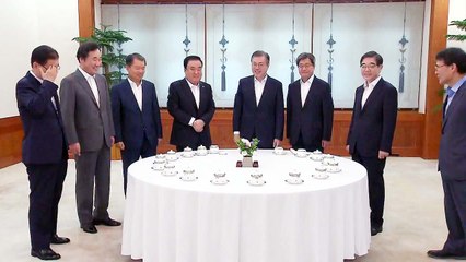 文·5부 요인 오찬..."헌법기관들, 국민 눈높이에 부족" / YTN