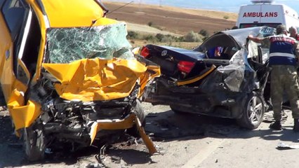 Elazığ'da kazada ölen 3 kişinin kimliği belirlendi