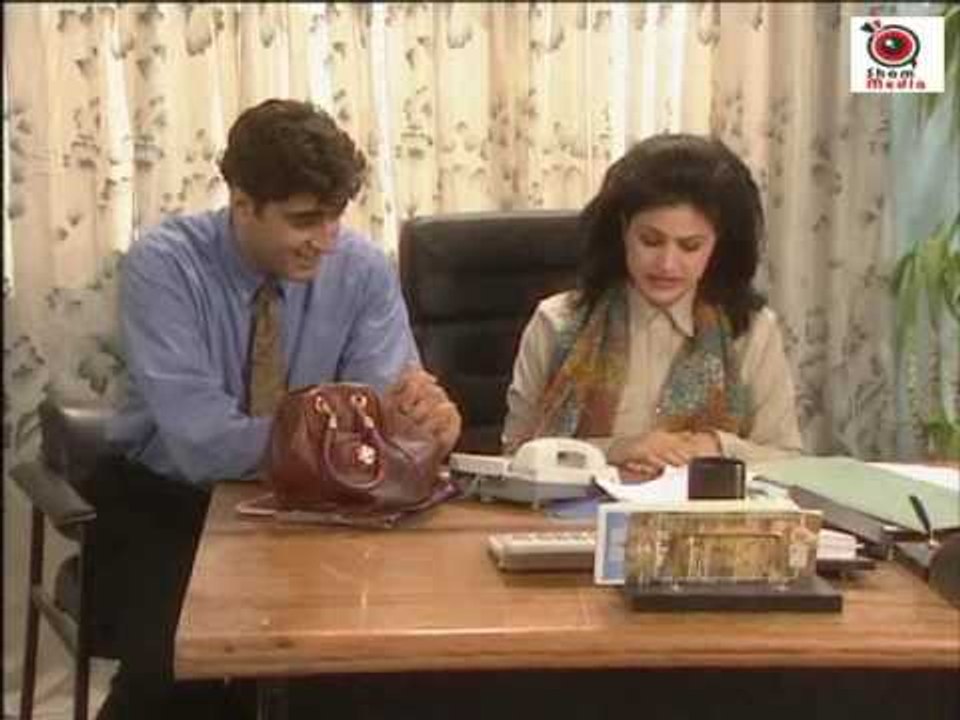 مشهد مضحك جدا نورمان اسعد   باسم ياخور من مسلسل...