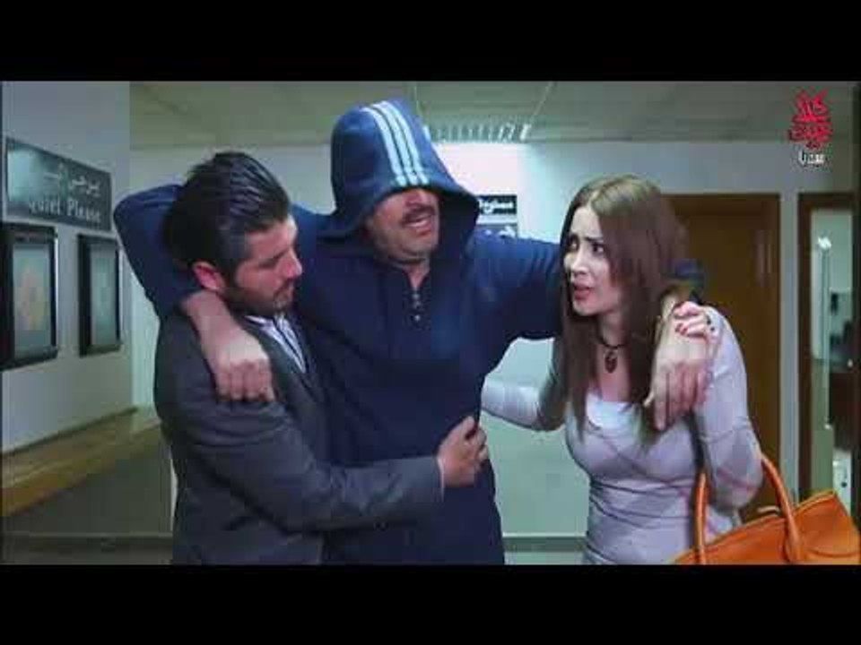 سارة تاخذ رقم موفق لتطمئن عليه  مسلسل بنات العي...