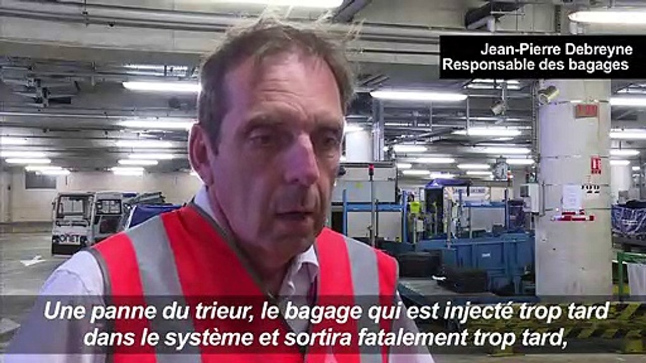 Dans les coulisses des trieurs-bagages de l'aéroport de Roissy