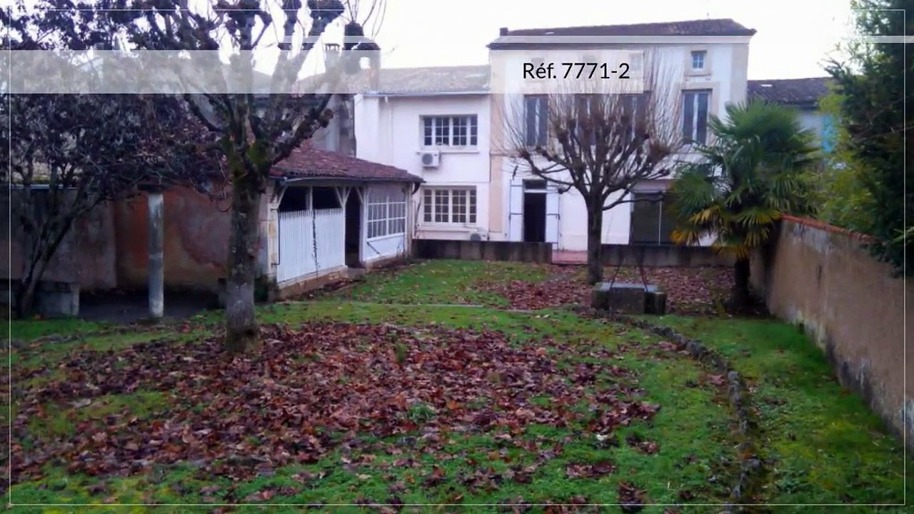 Maison de bourg de 300 m²
