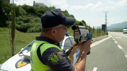 Uniformat e verës, vijnë në dimër, policët detyrohen t’i blejnë vetë