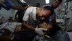مقتل فلسطينيين أحدهما مسعف برصاص إسرائيلي خلال مظاهرة في قطاع غزة