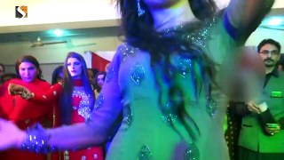 Nanga Pakistani Best Wedding Mujra Entertainment