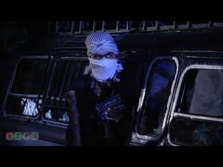 اسعد يكشف عن اسمه اثناء سرقة الباص - مسلسل ضيعة ضايعة - الجزء الاول - الحلقة 21 - الفرارية