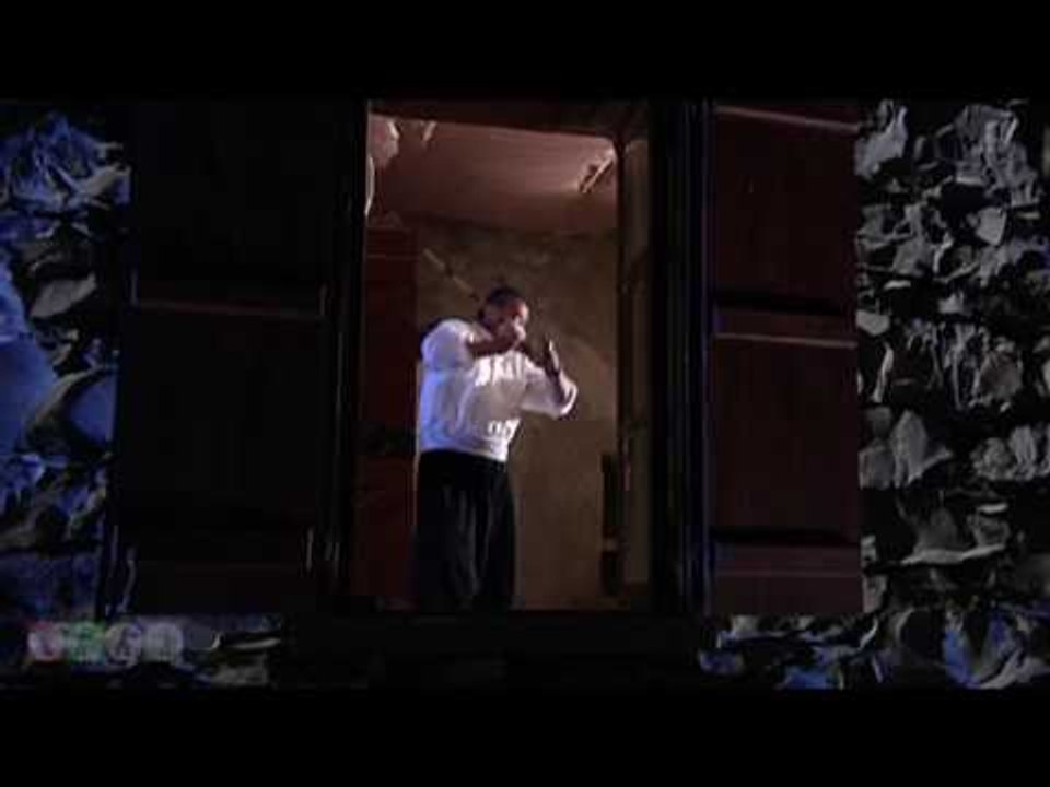 المختار يقتحم منزل سليم ويبرحه ضربا - مسلسل ضيع...