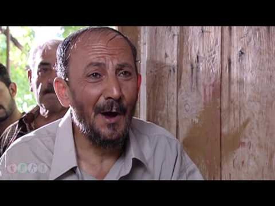 اسعد وجودة "تحت الدفتر فهنه سر " - مسلسل ضيعة ض...