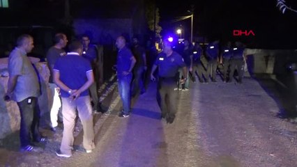 Karaman - Otomobiliyle Sokağa Hızlı Giren Sürücüye Tepki Gösterdi 3 Yaralı