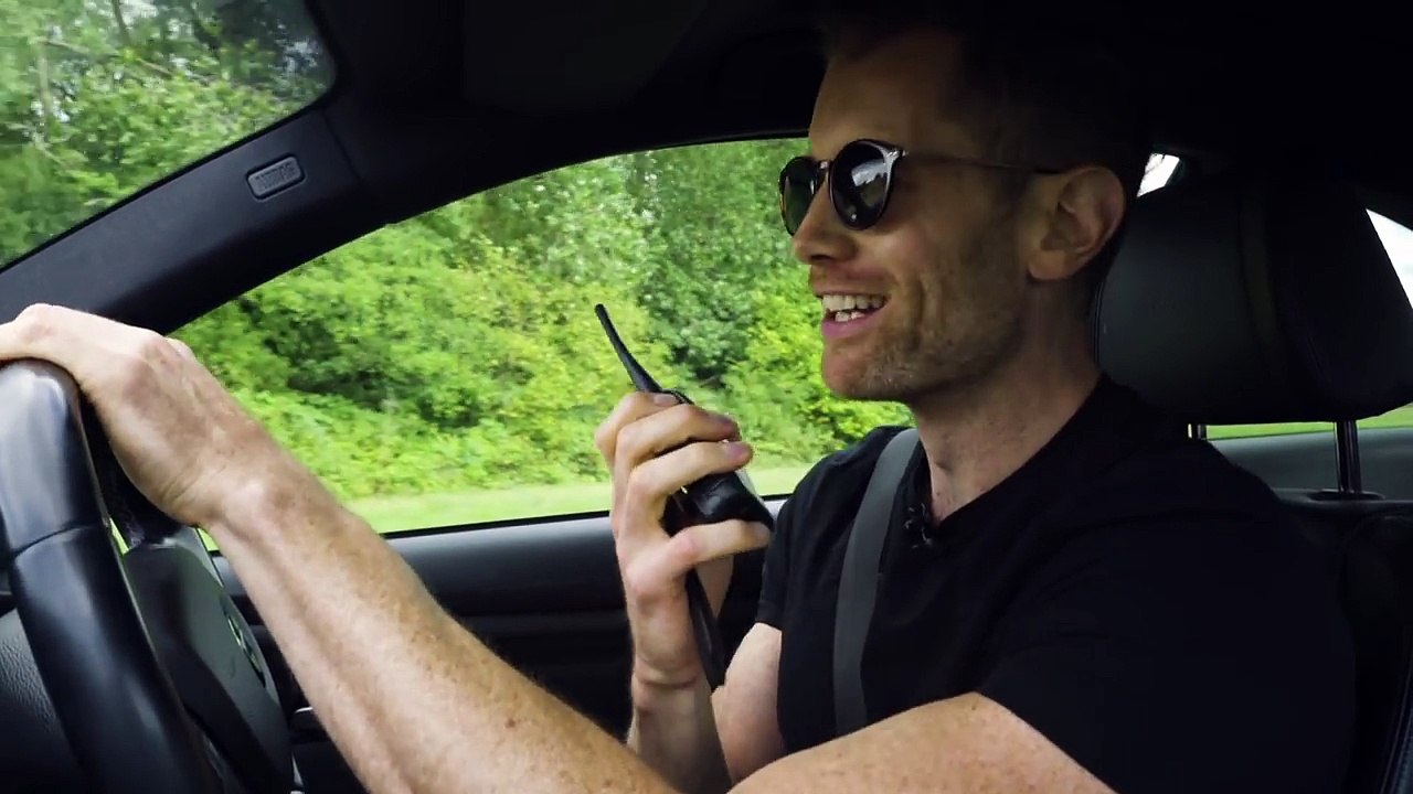 Can A BMW E46 330d Keep Up With An E92 M3 On Track?