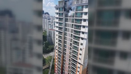 서울 강남 아파트에 불..."실외기에서 불" / YTN